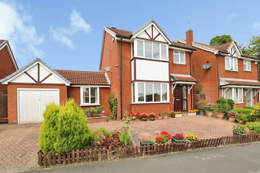 Property photo 1 of 16