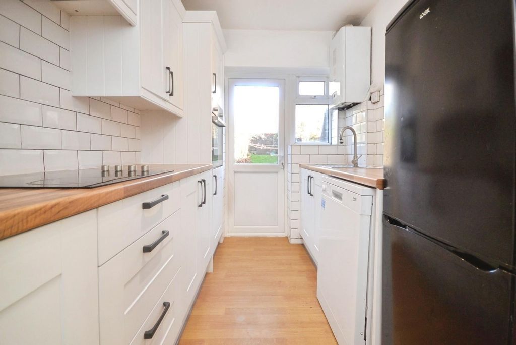 Property photo 3 of 11 Fc3Da916-Dsc_0001.Jpg