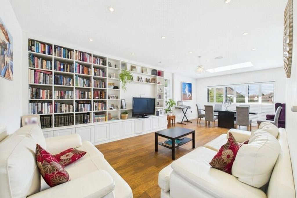 Property photo 3 of 7