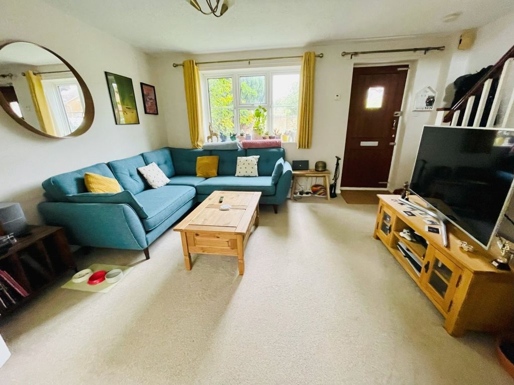 Property photo 2 of 10 Sitting Room
