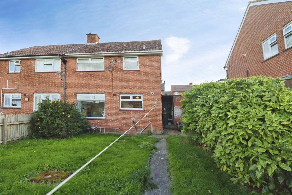 Property photo 3 of 13