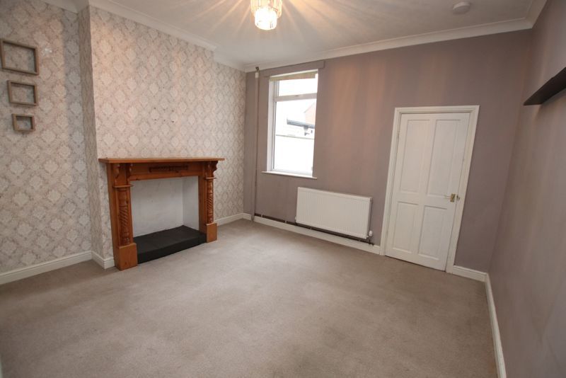 Property photo 3 of 12 Photo 1