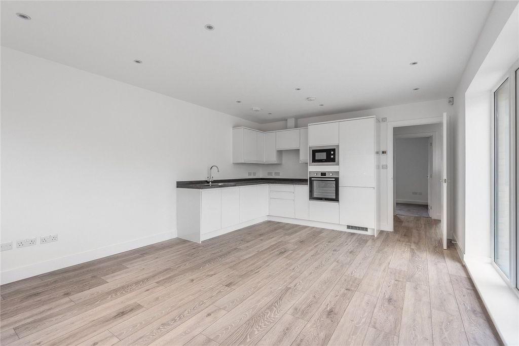 Property photo 2 of 10 Open Plan Living