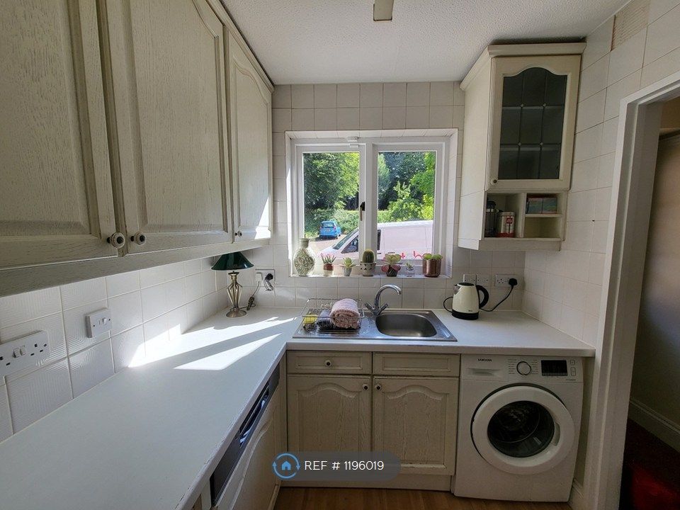 Property photo 3 of 9