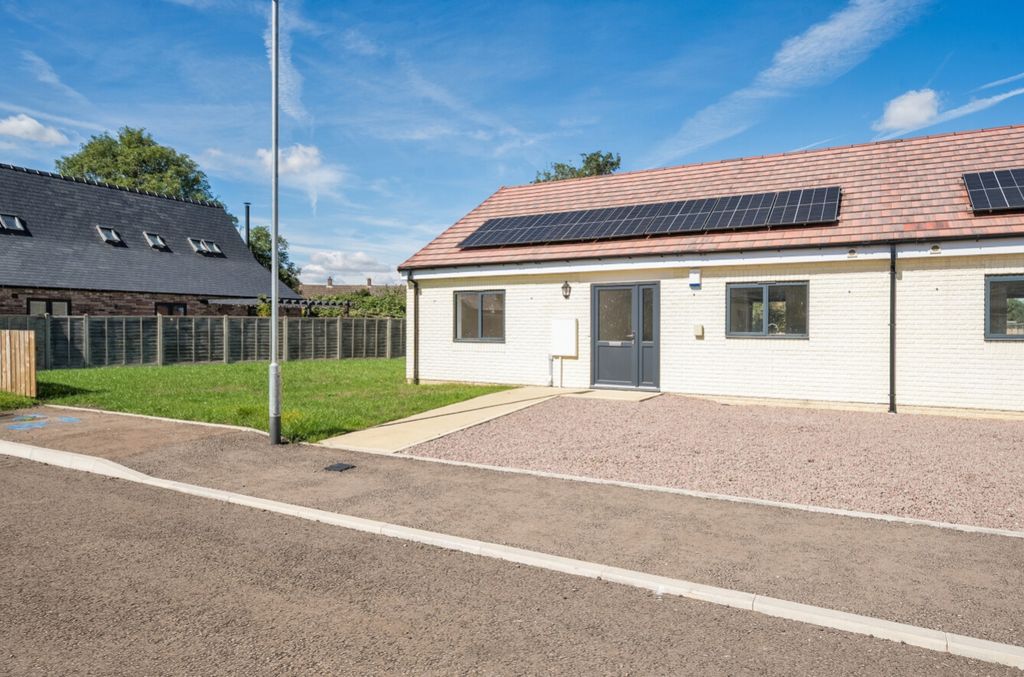 Property photo 1 of 16 1513483-1-1A05d169ce98A