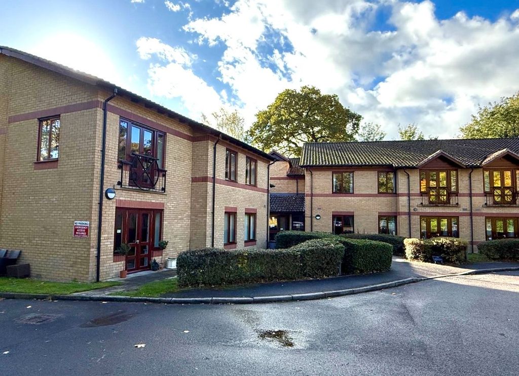 Property photo 1 of 15