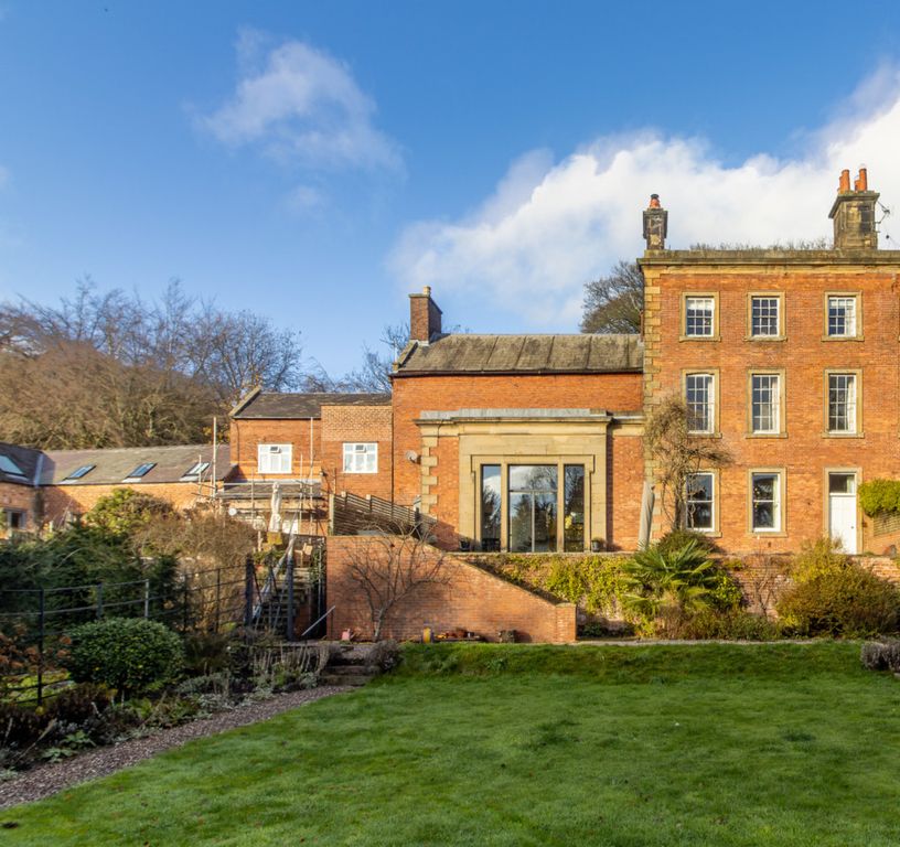 Property photo 1 of 24