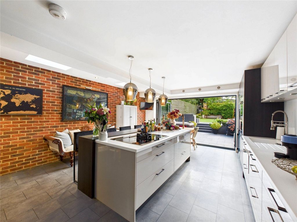 Property photo 3 of 30 Picture No. 41