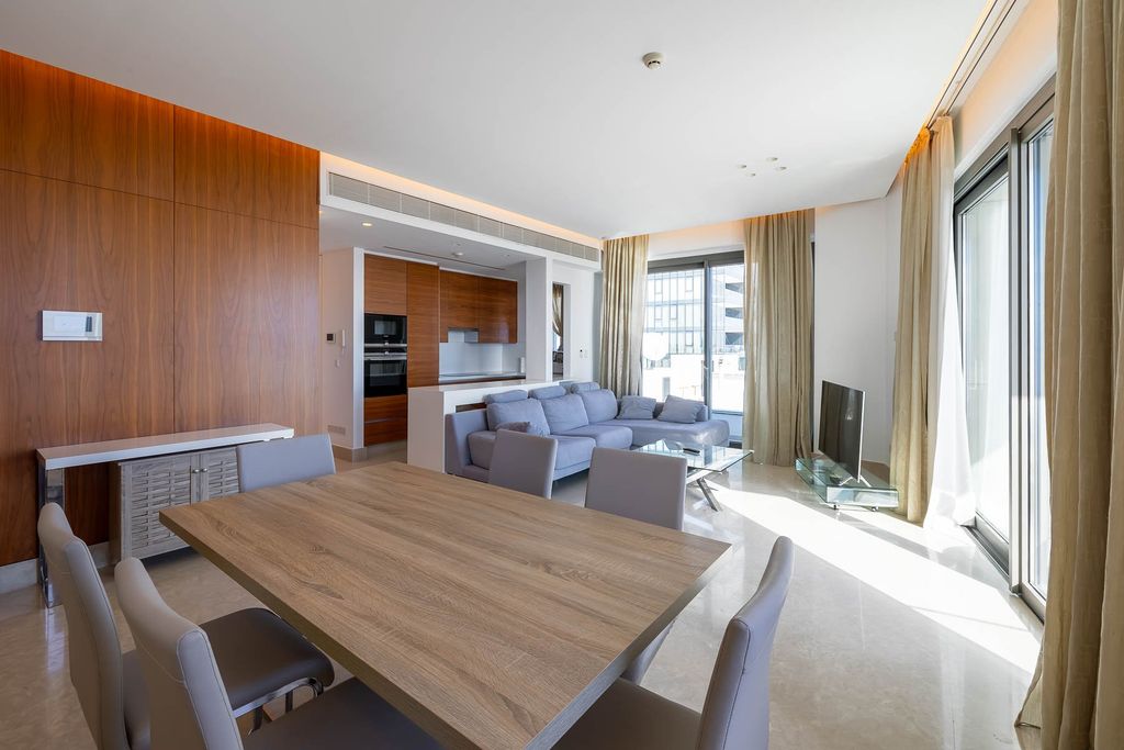 Property photo 3 of 30