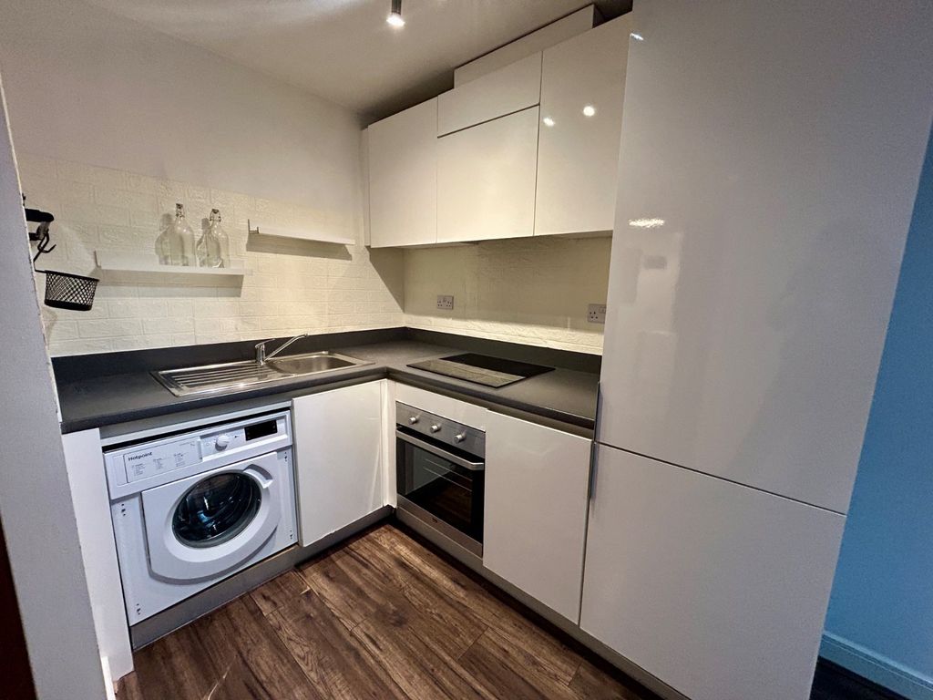 Property photo 2 of 6 Picture No. 06