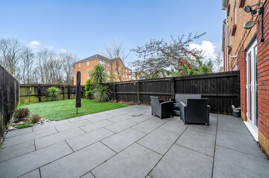 Property photo 2 of 19 1407636-17-6980c9...