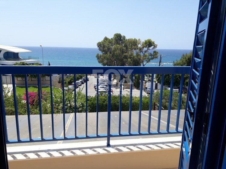 Property photo 2 of 36