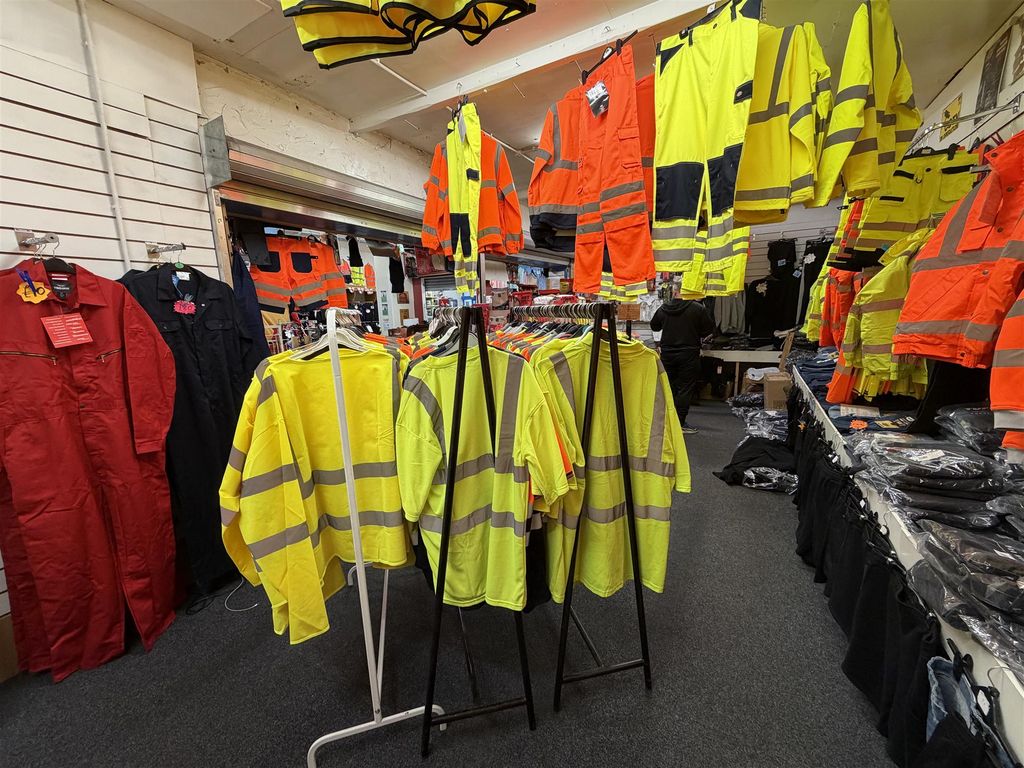 Property photo 2 of 9 Photo 1