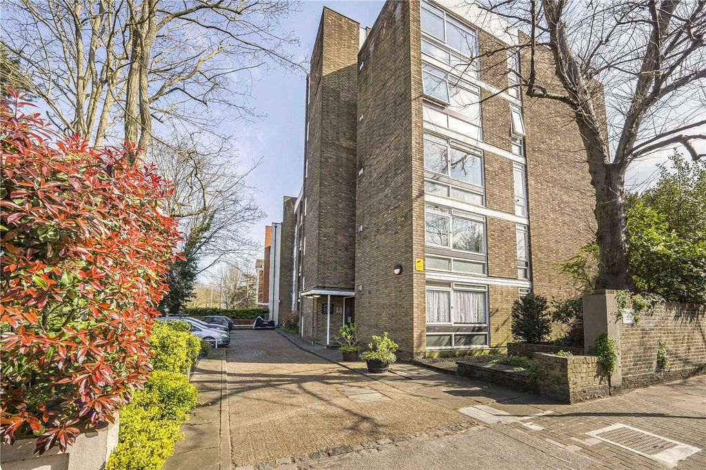 Property photo 2 of 9 Picture No. 12