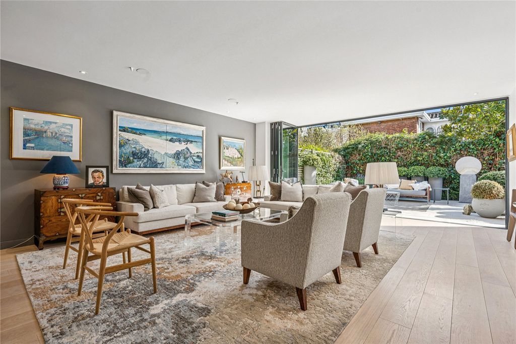 Property photo 3 of 14 Reception Room