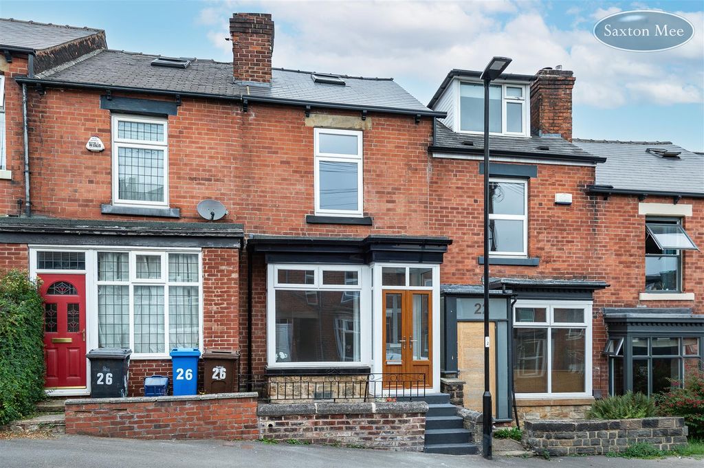 Property photo 1 of 25 24 Armthorpe Road - Front 1978.Jpg