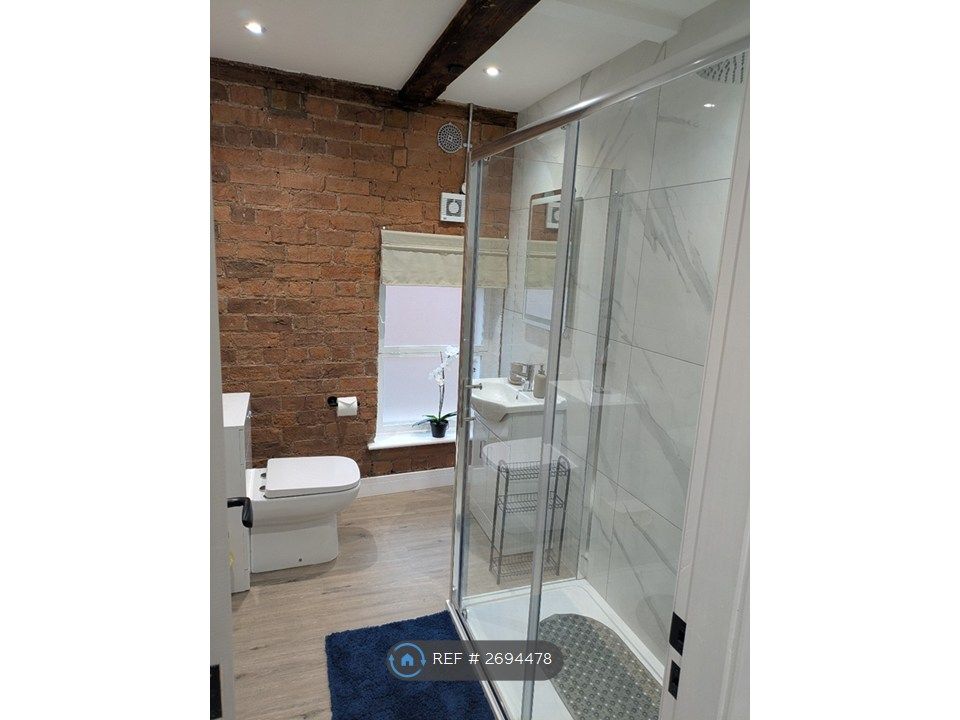 Property photo 3 of 35