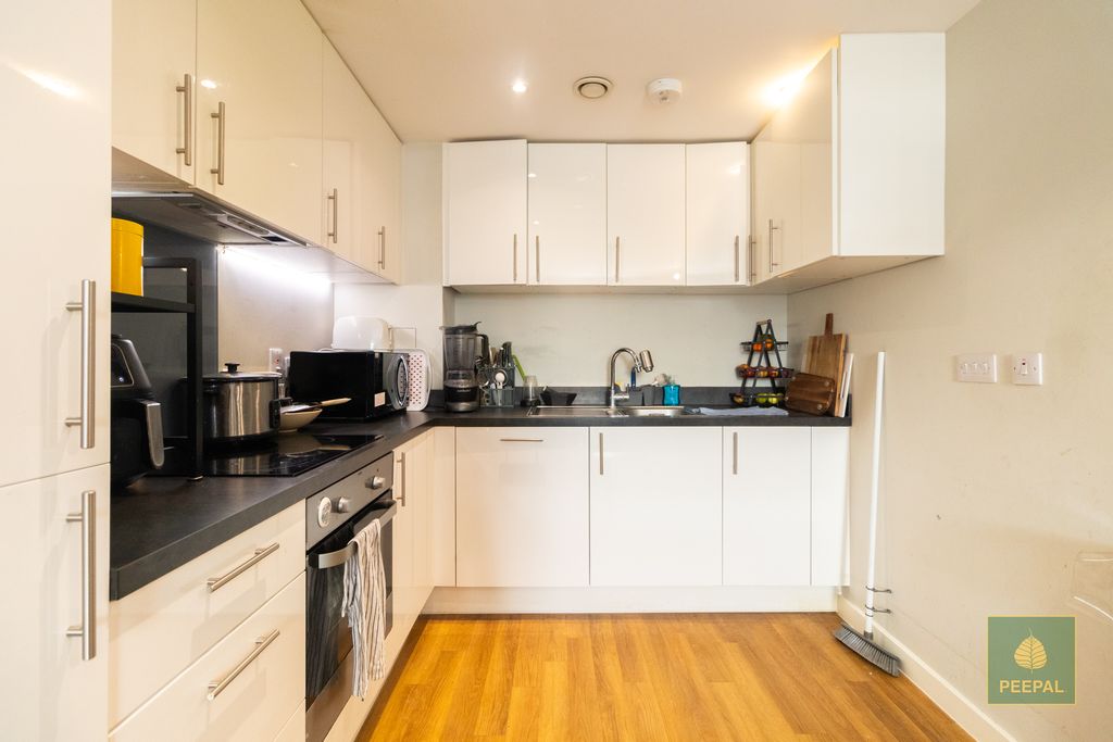 Property photo 3 of 10 Img_0684