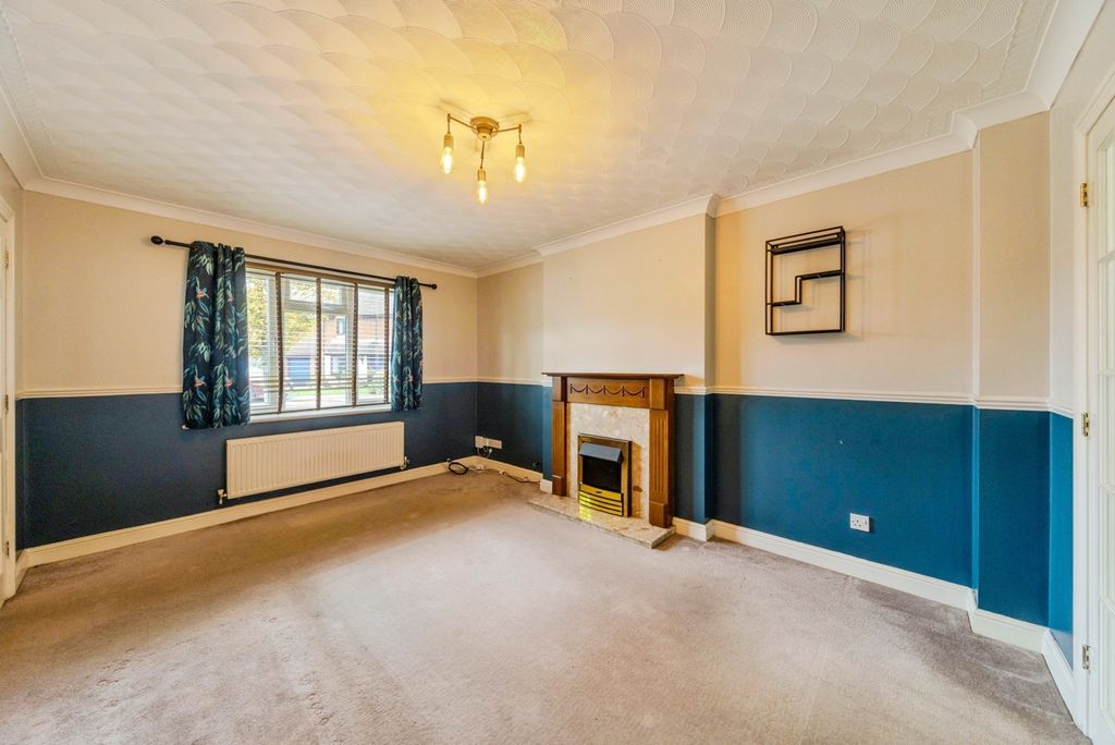 Property photo 2 of 16 Photo