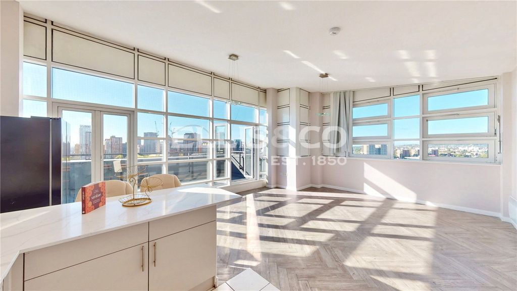 Property photo 1 of 31 Picture No. 76