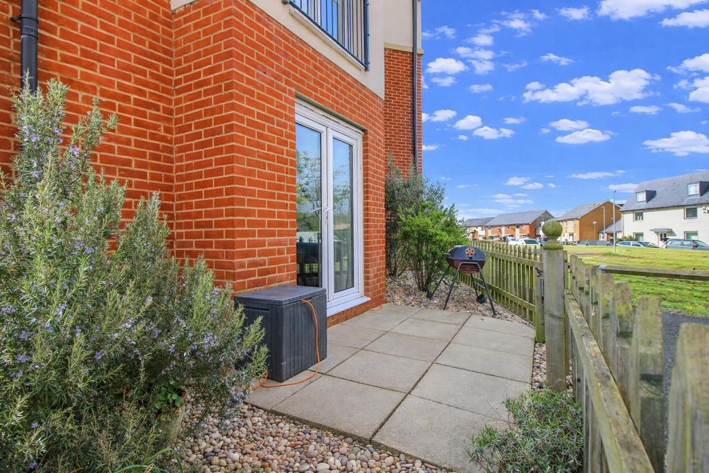 Property photo 3 of 12 Img1.Png