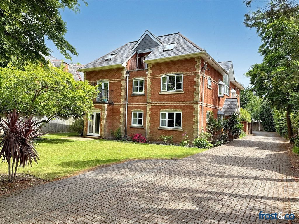 Property photo 1 of 9 Charlotte Court