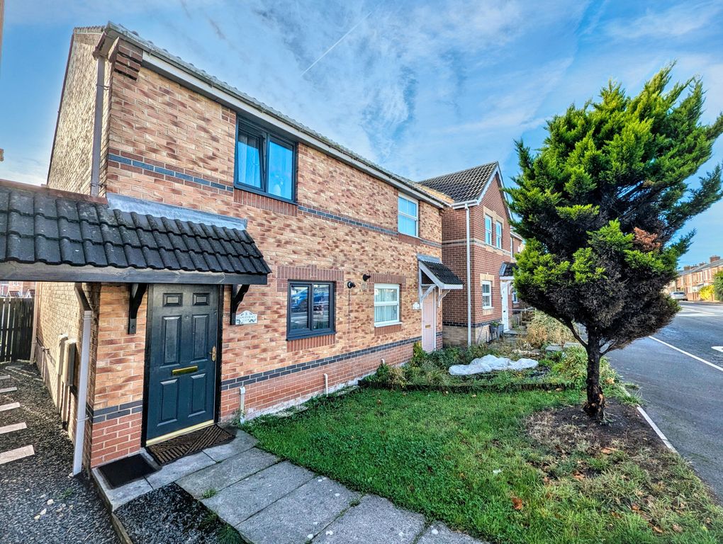 Property photo 1 of 14