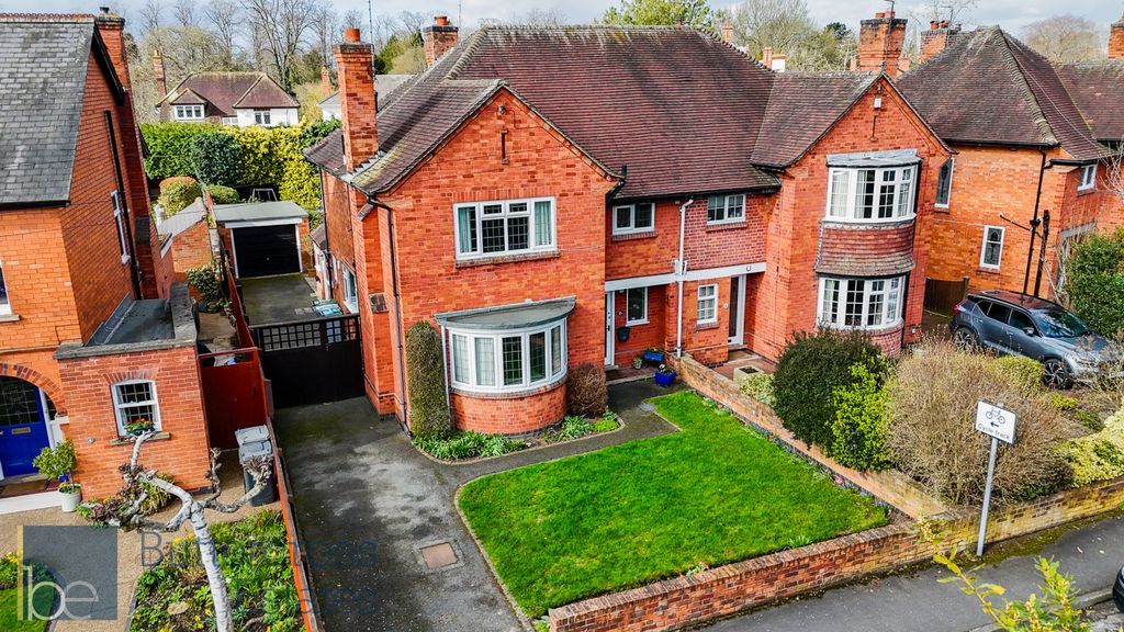 Property photo 1 of 21 Falstone Avenue