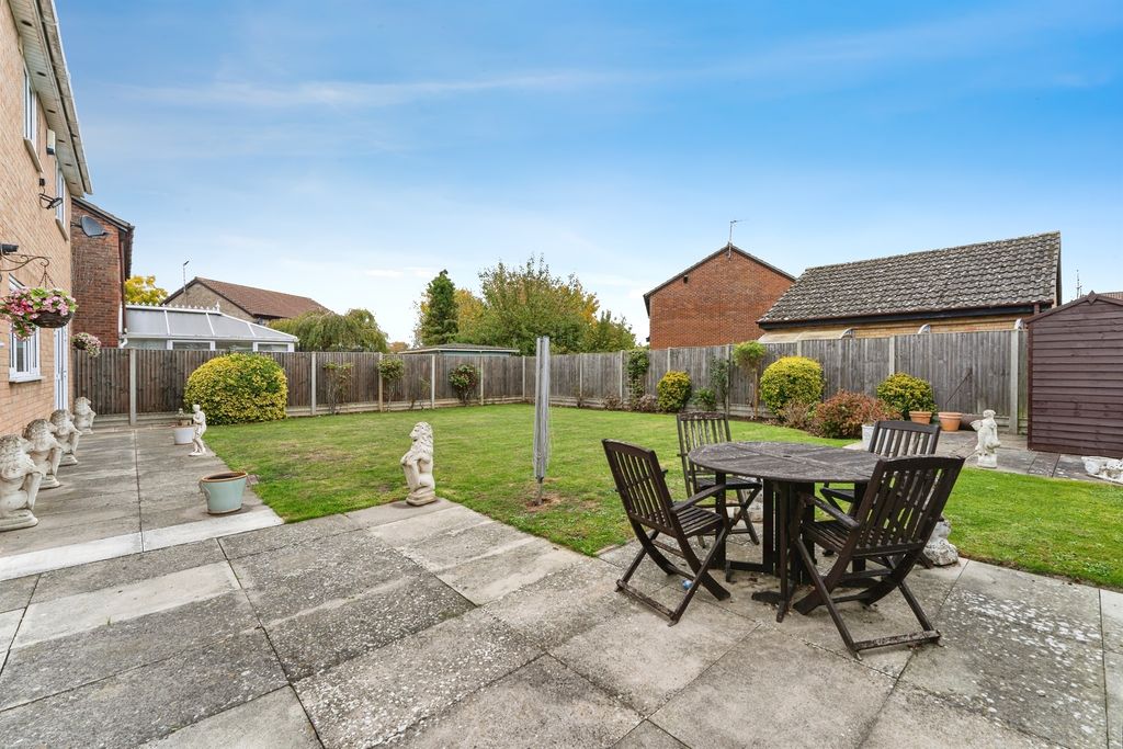 Property photo 2 of 15