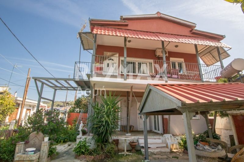 Property photo 1 of 25