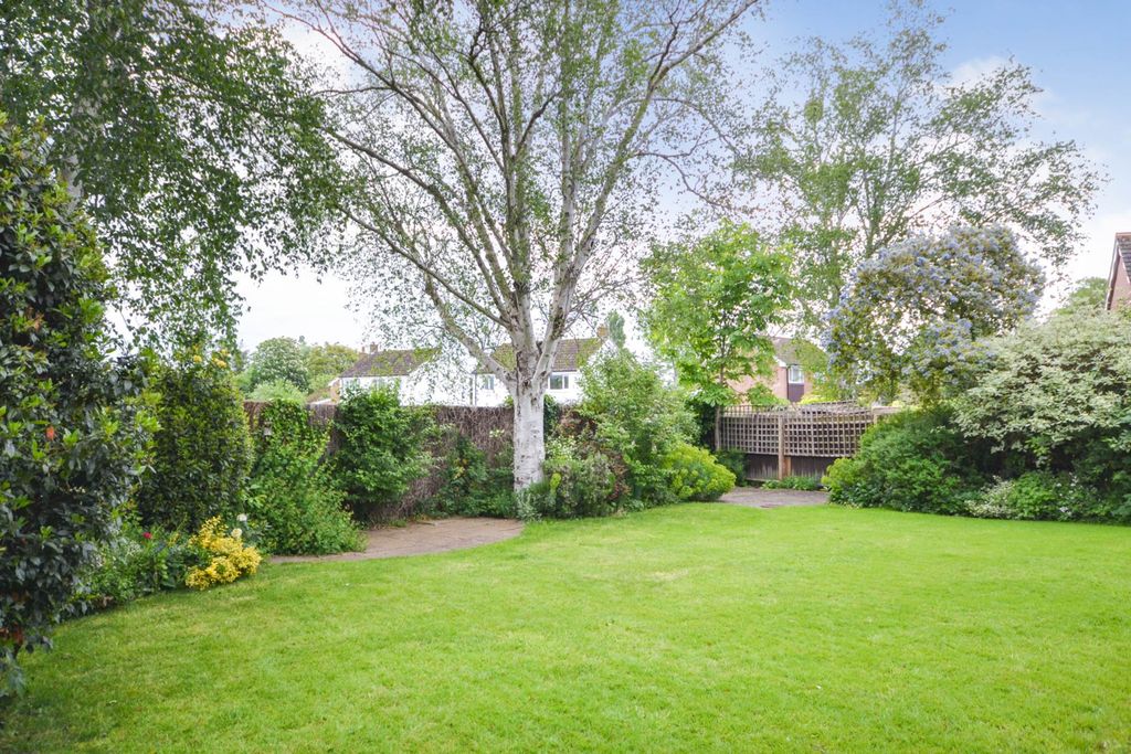Property photo 2 of 23