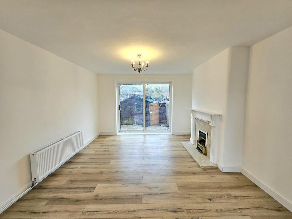 Property photo 3 of 14 Dd7Eab49E0A2c904d21c54Bf0864E579.Jpeg