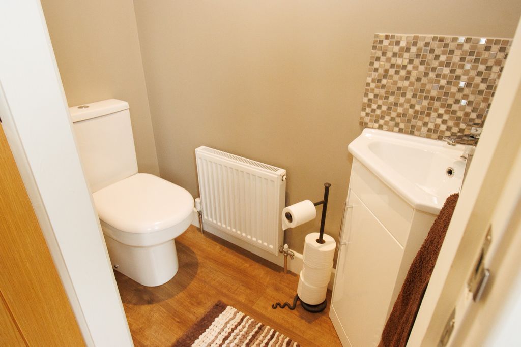 Property photo 3 of 25