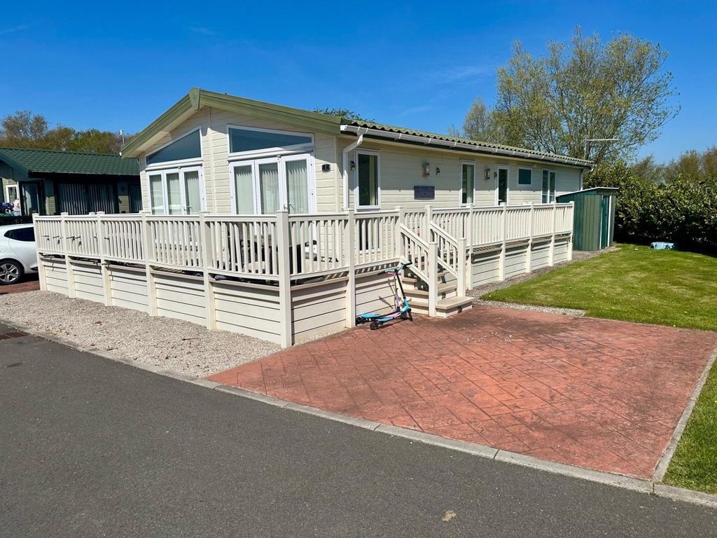 Property photo 1 of 8 98E70136 98B1 4Fd9 901d 3F252c8E17Bb.Jpg