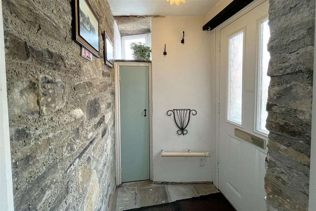 Property photo 3 of 10 Img_4718.Jpg