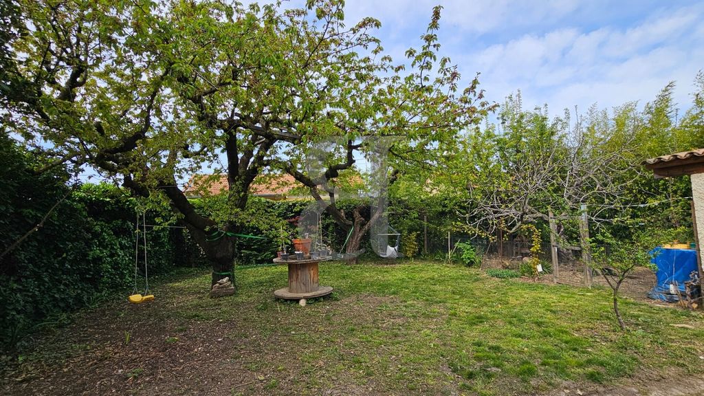 Property photo 2 of 26