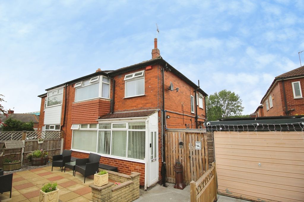 Property photo 1 of 17 Pbox-Img.Jpg