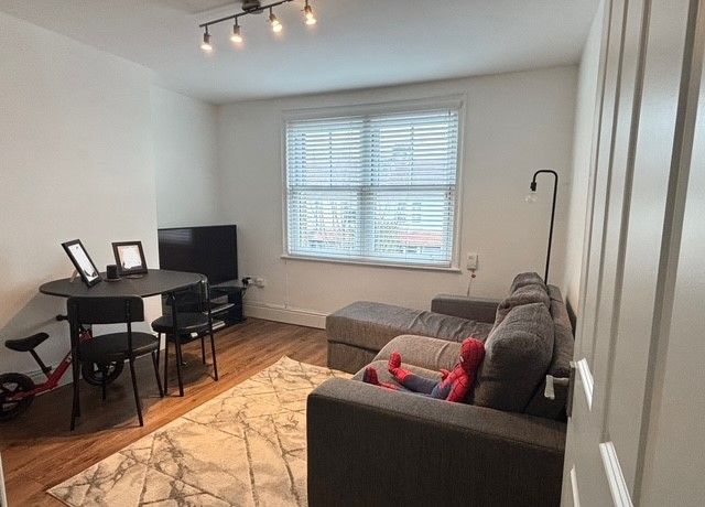 Property photo 3 of 5