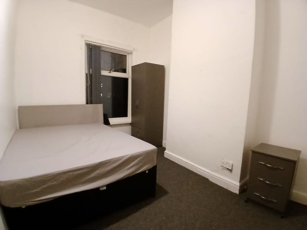 Property photo 1 of 30