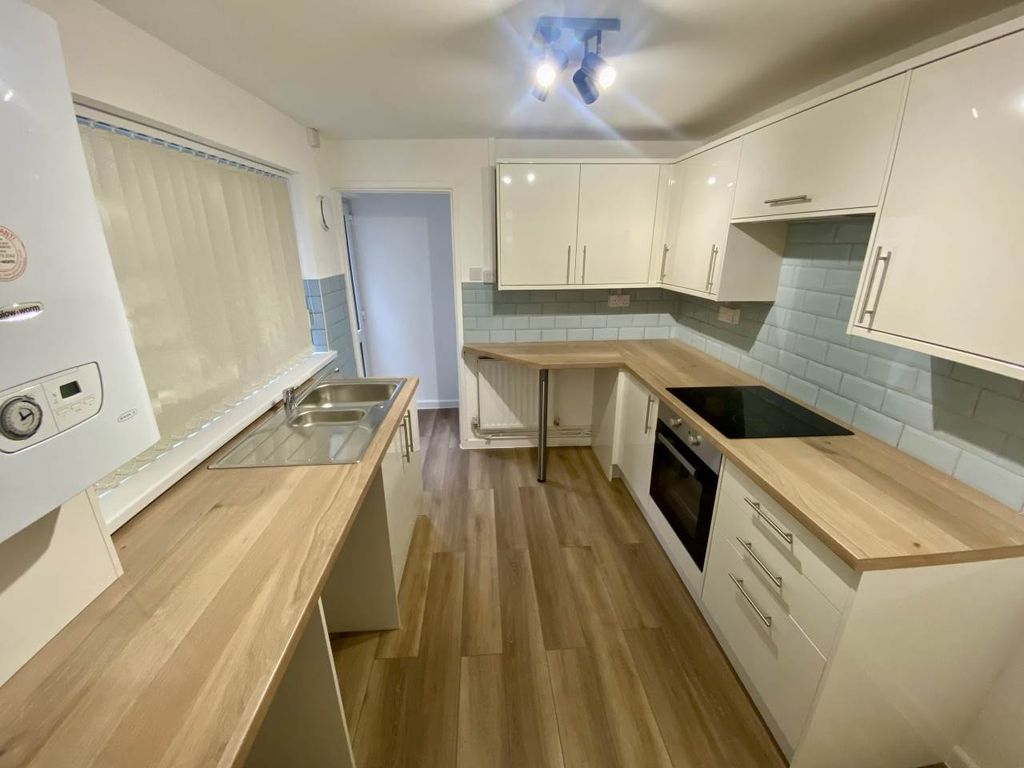 Property photo 1 of 20 Img_8703