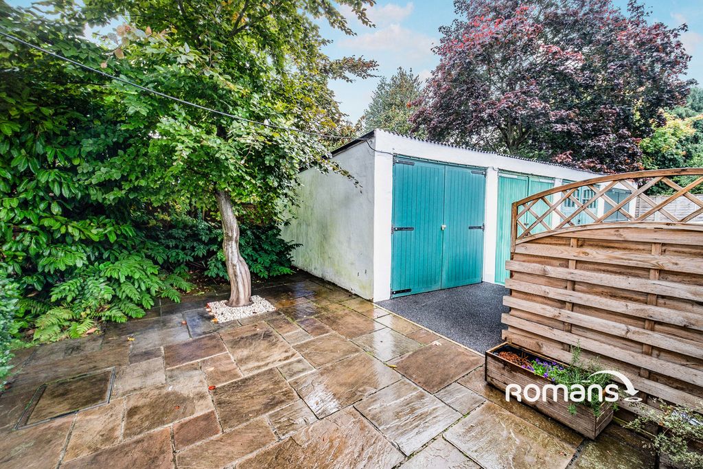 Property photo 2 of 10 Photo