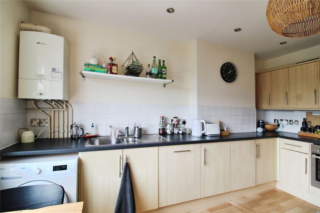 Property photo 2 of 9 Picture No. 06