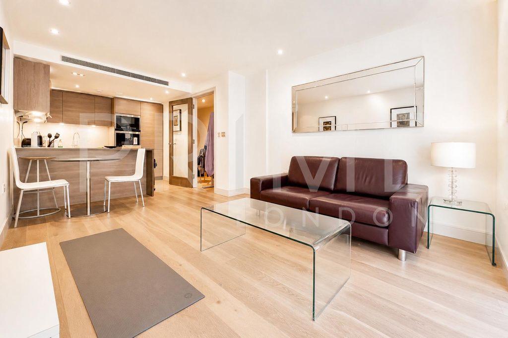 Property photo 2 of 11 CH2.Jpg