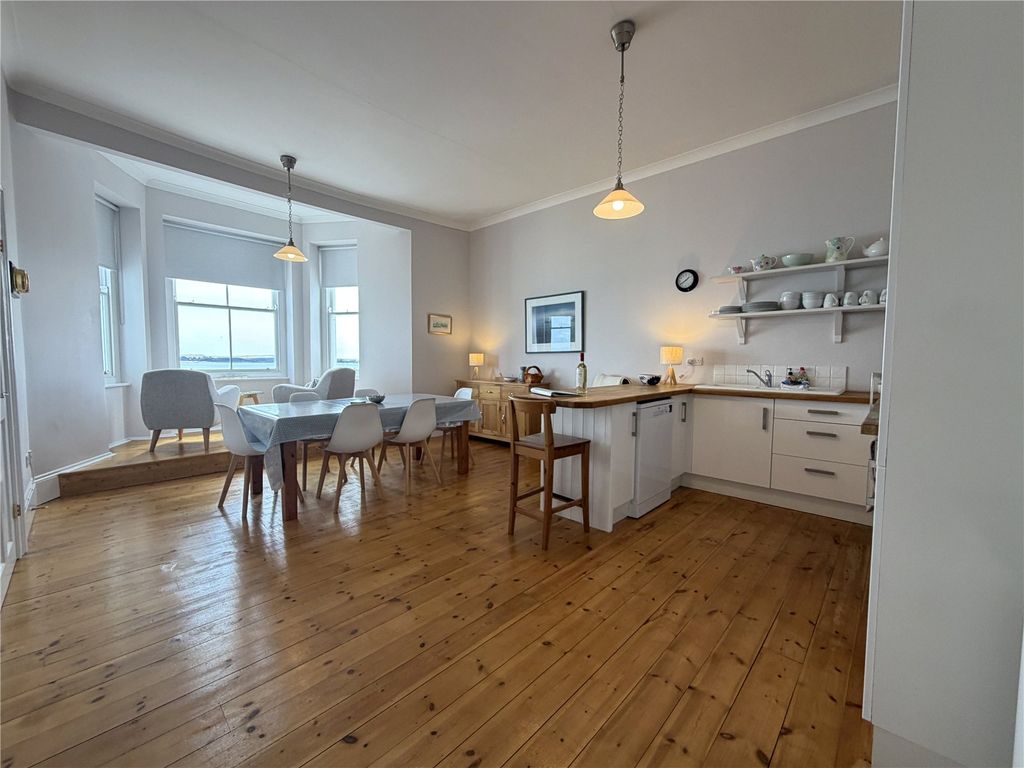 Property photo 3 of 11 Picture No. 05