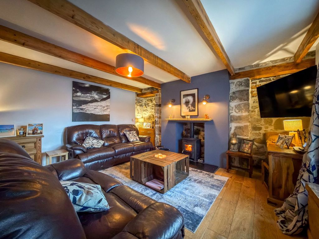 Property photo 3 of 24