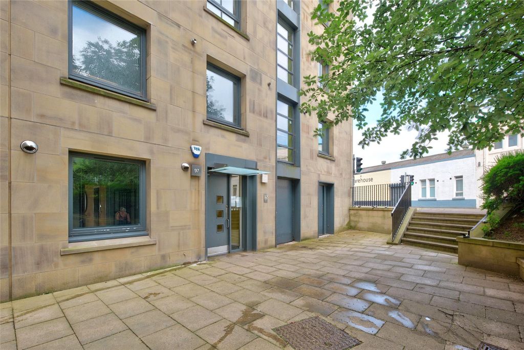 Property photo 1 of 17 Picture No. 80