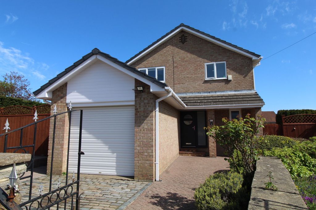 Property photo 1 of 24