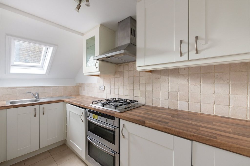 Property photo 2 of 10 Picture No. 03