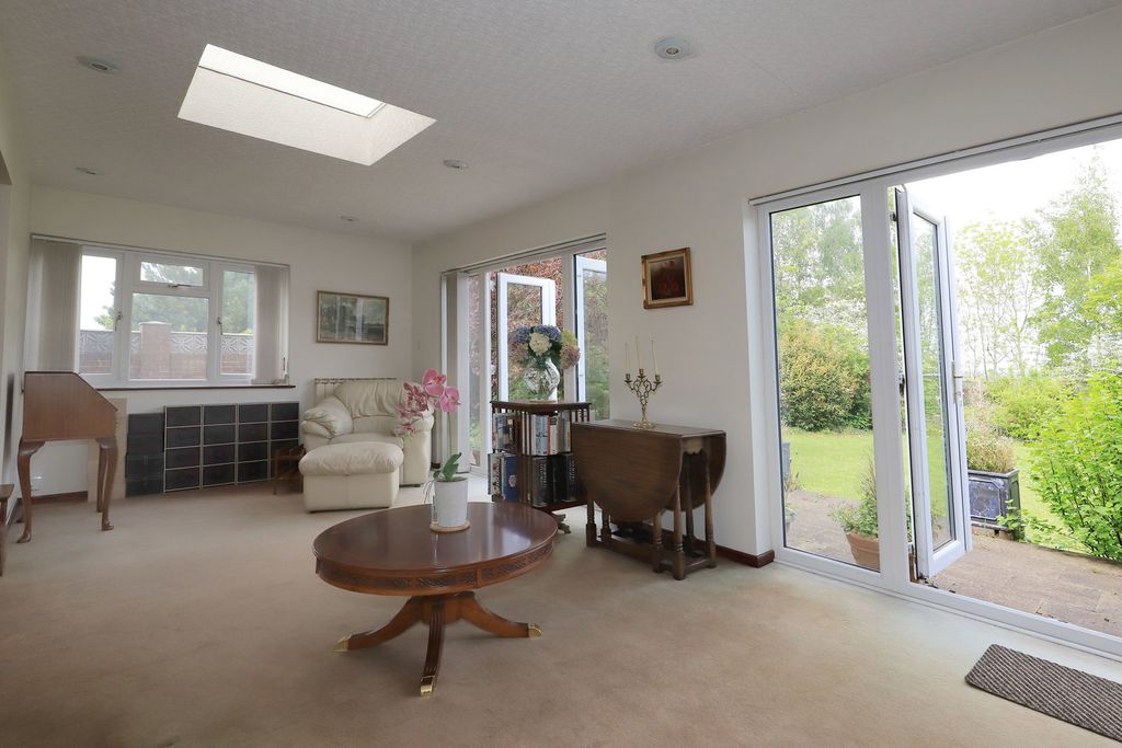 Property photo 2 of 44