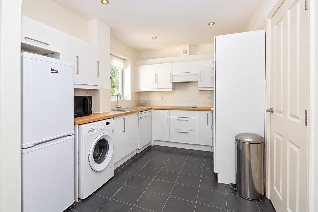 Property photo 3 of 16 d7178Efb-c994-407E-8988-32F4B29c495F.Png